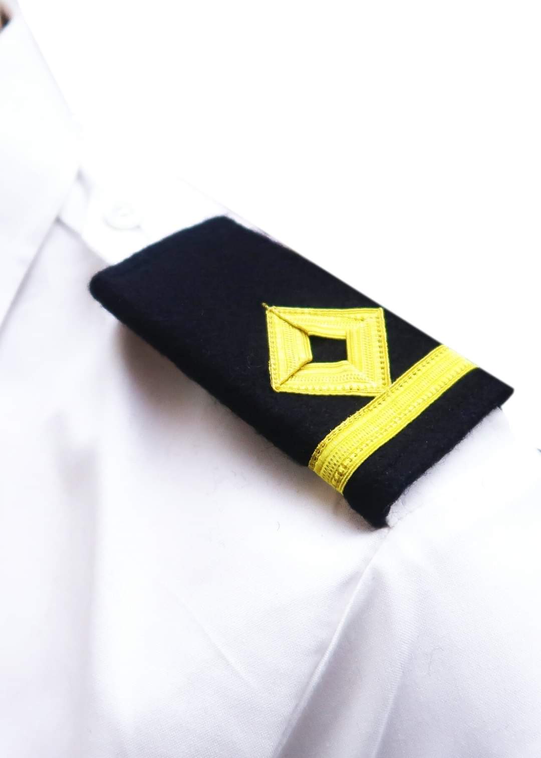 Third Officer Epaulet